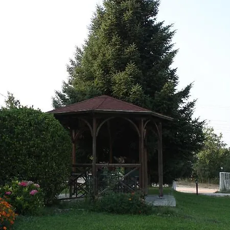Paralimnia Guest house